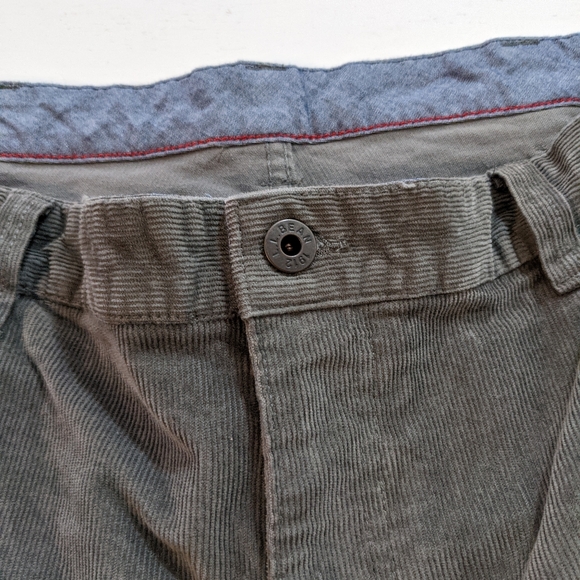 LL Bean Gray Standard Fit Corduroy Pants Mens Size 40x30. - Picture 3 of 4